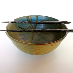 Vintage Studio Pottery Chopstick Bowl By WIliam Creitz, Northwest Oregon Pottery Soup Noodle Bowl image 2