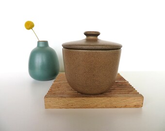 Heath Ceramics Sugar Bowl In Sandalwood, Edith Heath Covered Condiment Bowl, Modernist Dishes, Minimalist Sugar Bowl