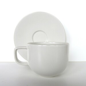 Vintage Sasaki Colorstone Cup and Saucer In Matte White, Massimo Vignelli Post Modern Cup And Saucer image 3