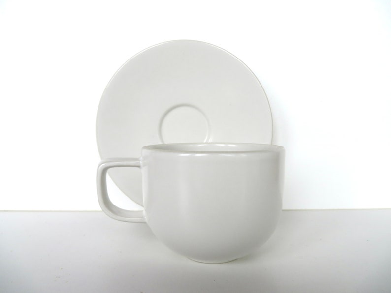 Vintage Sasaki Colorstone Cup and Saucer In Matte White, Massimo Vignelli Post Modern Cup And Saucer image 3