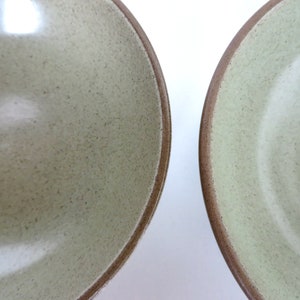 Early Heath Ceramics Dessert Bowls In Speckled Green, Modernist 5 1/4 Sage Berry Bowls By Edith Heath image 8