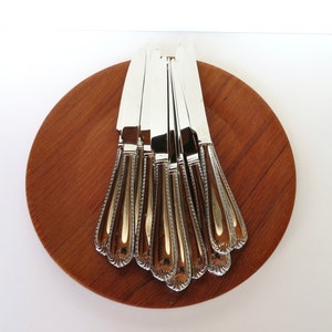 Vintage 26 Piece Reed and Barton Domain Spoon and Knife Set, 18/10 Stainless Steel Mixed Cutlery Set image 4