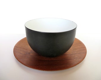 Vintage Finel Enamel Bowl Designed By Kaj Franck For Arabia Finland, Matte Black and White Mixing Bowl