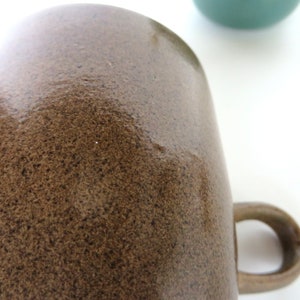 Vintage Heath Ceramics Studio Mug in Sandalwood, Edith Heath Low Handle Coffee Cup, Modernist Ceramics From Saulsalito image 6