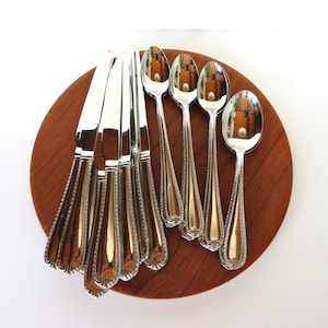 Vintage 26 Piece Reed and Barton Domain Spoon and Knife Set, 18/10 Stainless Steel Mixed Cutlery Set image 1