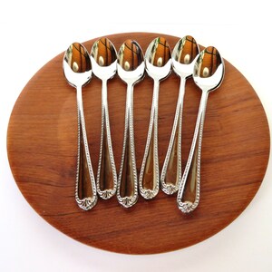 Vintage 26 Piece Reed and Barton Domain Spoon and Knife Set, 18/10 Stainless Steel Mixed Cutlery Set image 5