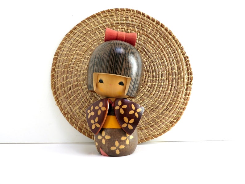 poupée Kokeshi en bois Sosaku japonais vintage, poupée Kokeshi 7 avec kimono Kosode, Art populaire japonais, Ningyo image 4