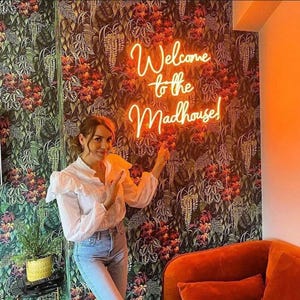 Letreiro de neon personalizado com luz LED, letreiro estético de neon, letreiro de LED com texto personalizado, letreiros de neon estéticos para decoração de parede, letreiro de neon de LED para decoração de parede de sala