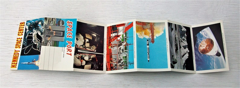 Vintage Kennedy Space Center Space Port Post Card Fold out Booklet