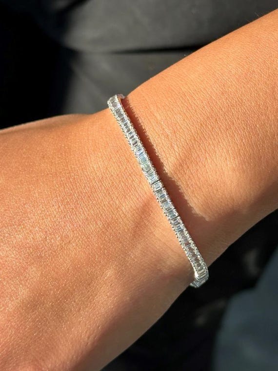 14k White Gold Lab Grown Diamonds Emerald Cut Tennis Bracelet 7.50