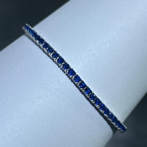 Platinum Sterling Silver Blue Sapphire Round Classic Tennis Bracelet 7&quot; Length