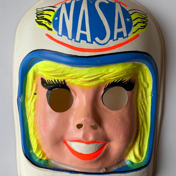 Vintage & Unused 1970s NASA Girl Astronaut Ben Cooper Halloween Costume Mask