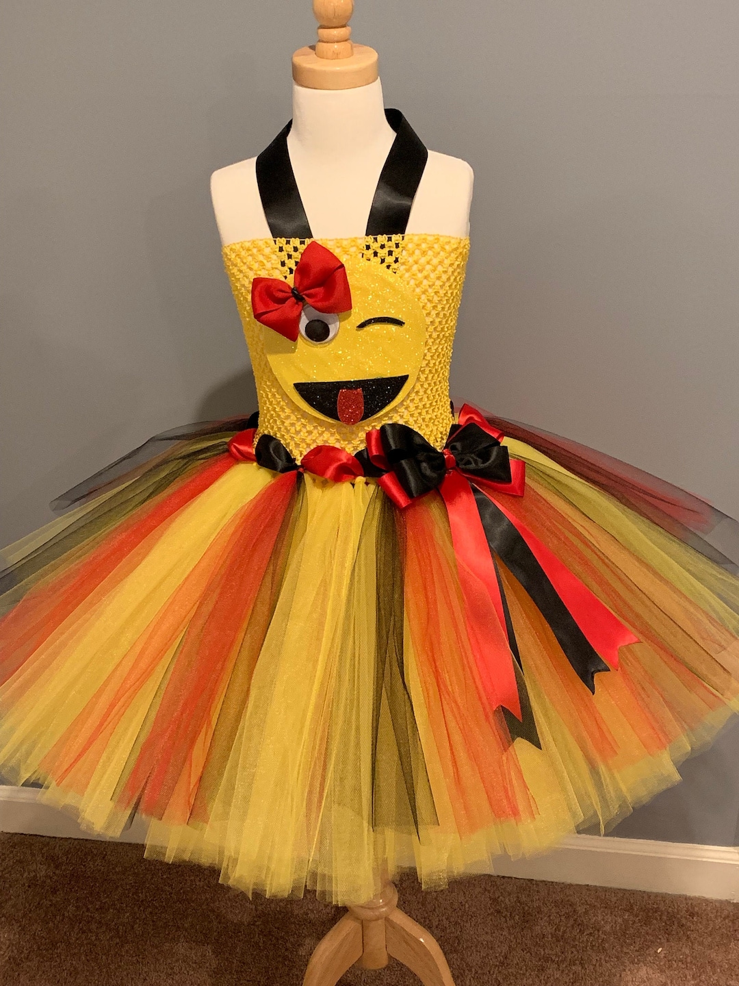 Buy Adult Ladies Women's Emoji Inspired Costume (youpick) Online in  India