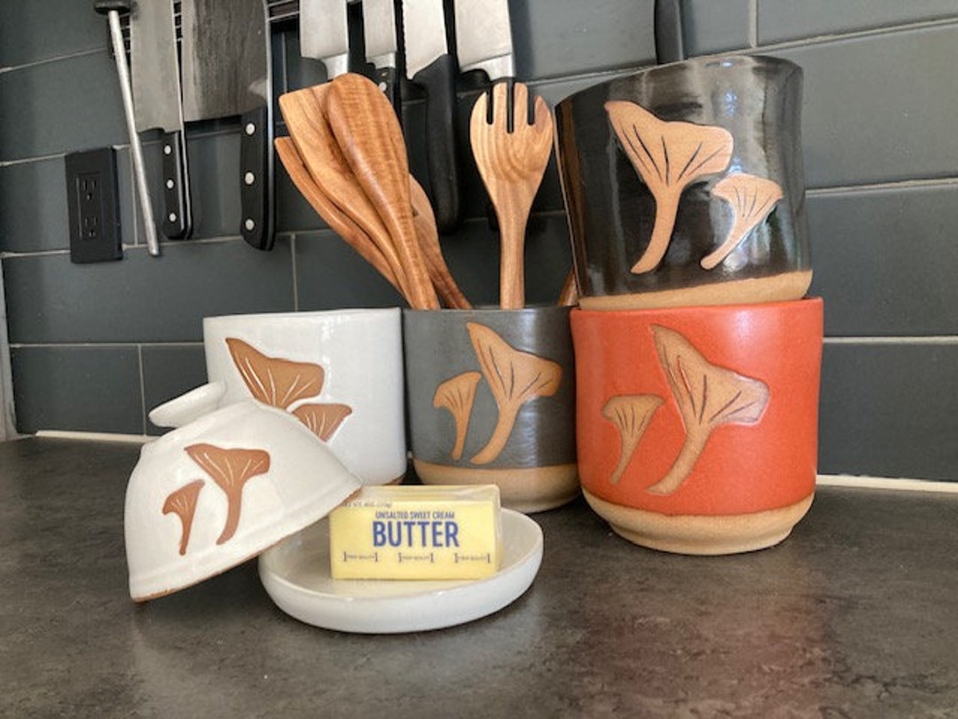 Ceramic Chanterelle Mushroom Kitchen Utensil Holder - Etsy