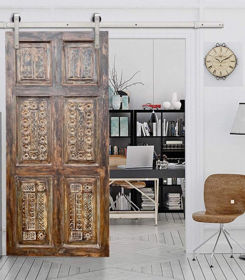 Vintage porte de grange sculptée, porte de chambre à coucher, porte coulissante, garde-manger, sur mesure, porte d'intérieur, porte de ferme, design haute bohème, 80 x 36 image 1