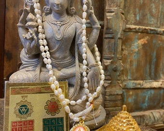 Business Altar - Vyapar Vridhi Yantra, Laxmi Pearls Mala Beads, Handmade, Sacred Geometry, Brass Meru YAntra