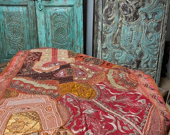 Old Rose Pink Embroidered Bed Throw, Sari Tapestry, Headboard, Indian Tapestry, Wall Hanging, Vintage Boho Wall Decor, Table Throw