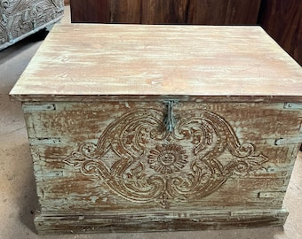Vintage Blue Campaign Trunk, Colonial Campaign Trunk Table, Classic Colonial Traveling Chest, Vintage  Accent Travel Trunk Coffee Table