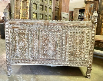 Antique Carved Chest, Vanity Sideboard, Whitewashed Low Console, Hall Table Damchiya, Boho Vintage Carved TABLE