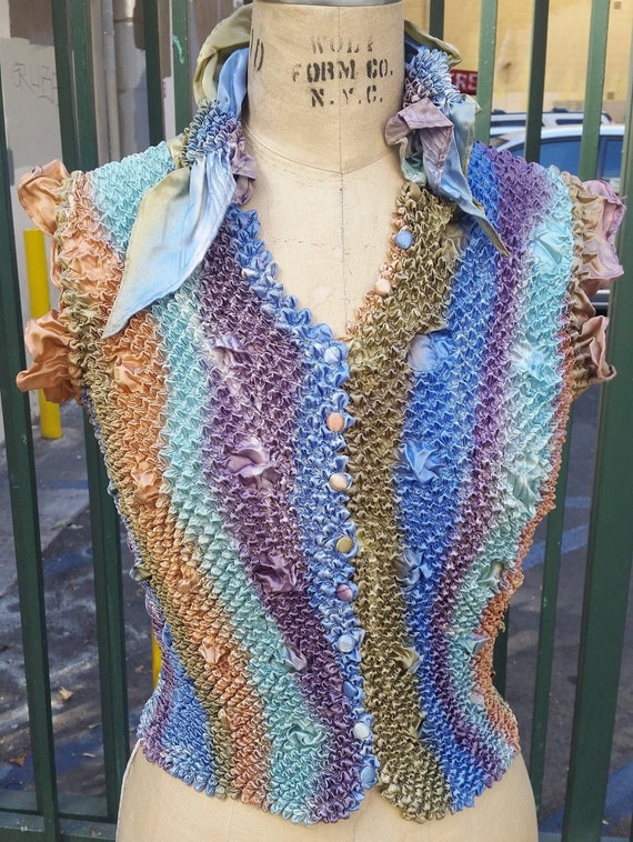 Vintage 1990's HUGGING KISSES Knit Smocking Design