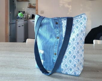 Lunch bag souple, mini tote bag, doublé, réversible, bleu et blanc, jean et motifs fleuris