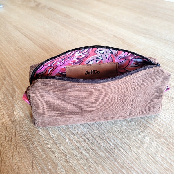 Petite trousse rectangle zippée et doublée en velours, 100% récup, marron et rose