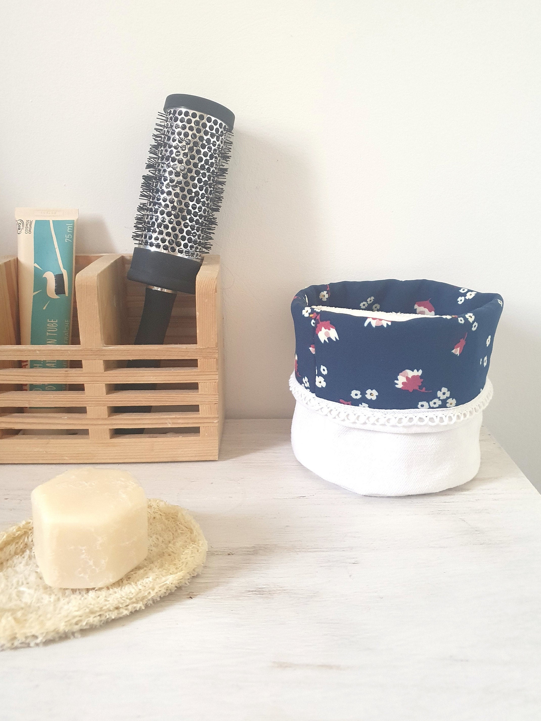 Panier de Rangement en Tissu, 100% Récup, Blanc et Tissu Bleu Nuit Fleuri, Printemps