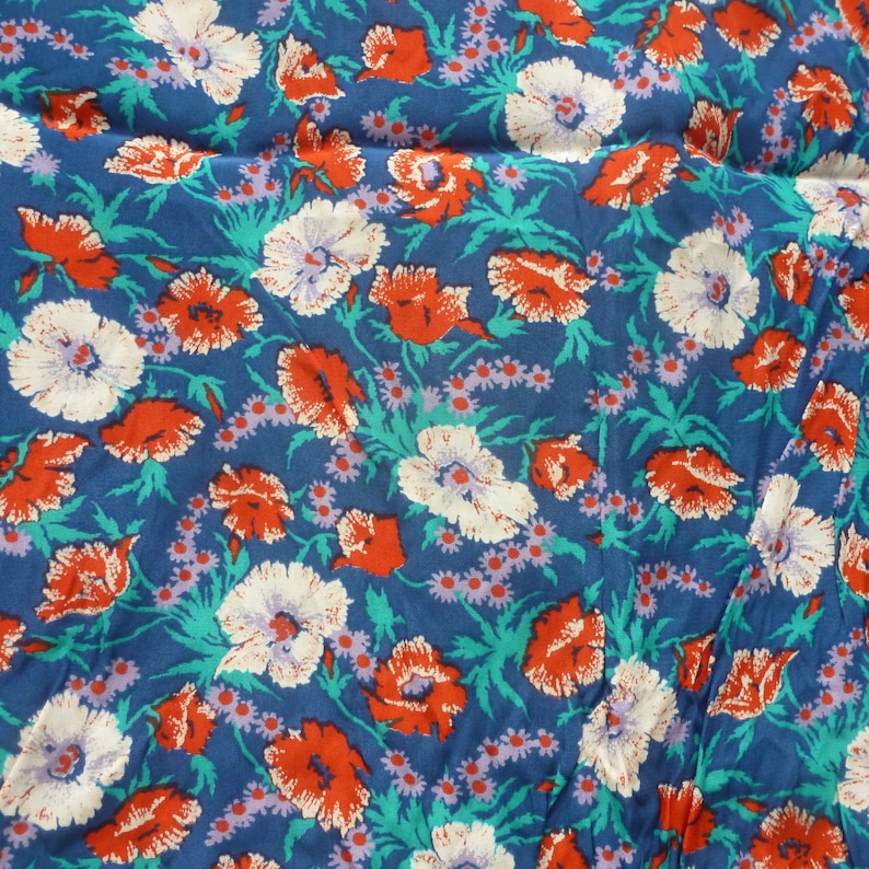 Cloth floral craft supply material vintage 70s nylon fabric flower red green blue home decor hobby needlecraft,