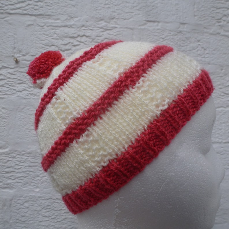 winter sweater top /& hat Vintage junior girls pullover 1980s knitwear.. granny knit fashion striped jumper handmade grunge kids clothing