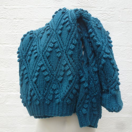 Jumper womens sweater granny handknit clothing, chunky knit vintage pullover. shops 1980s gift for winter, large wool top hand made from England..
