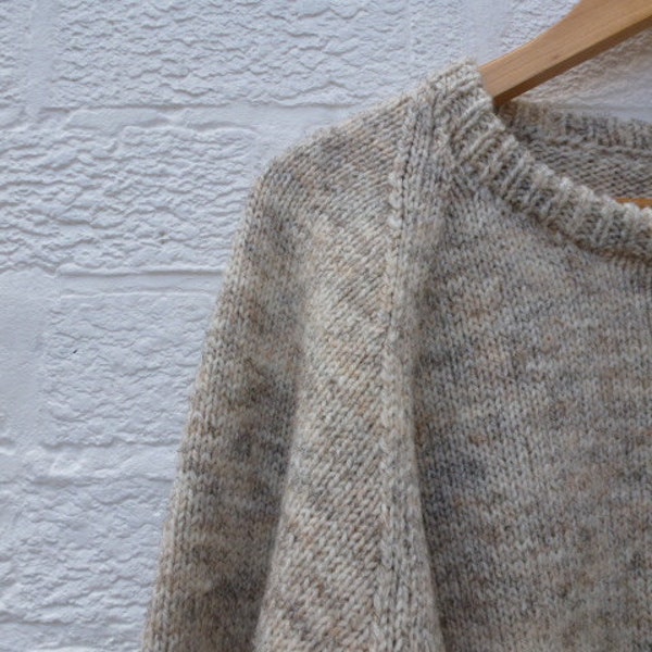 Unisex crew pullover jumper. Natural ecru color wool hand knit boyfriend sweater.