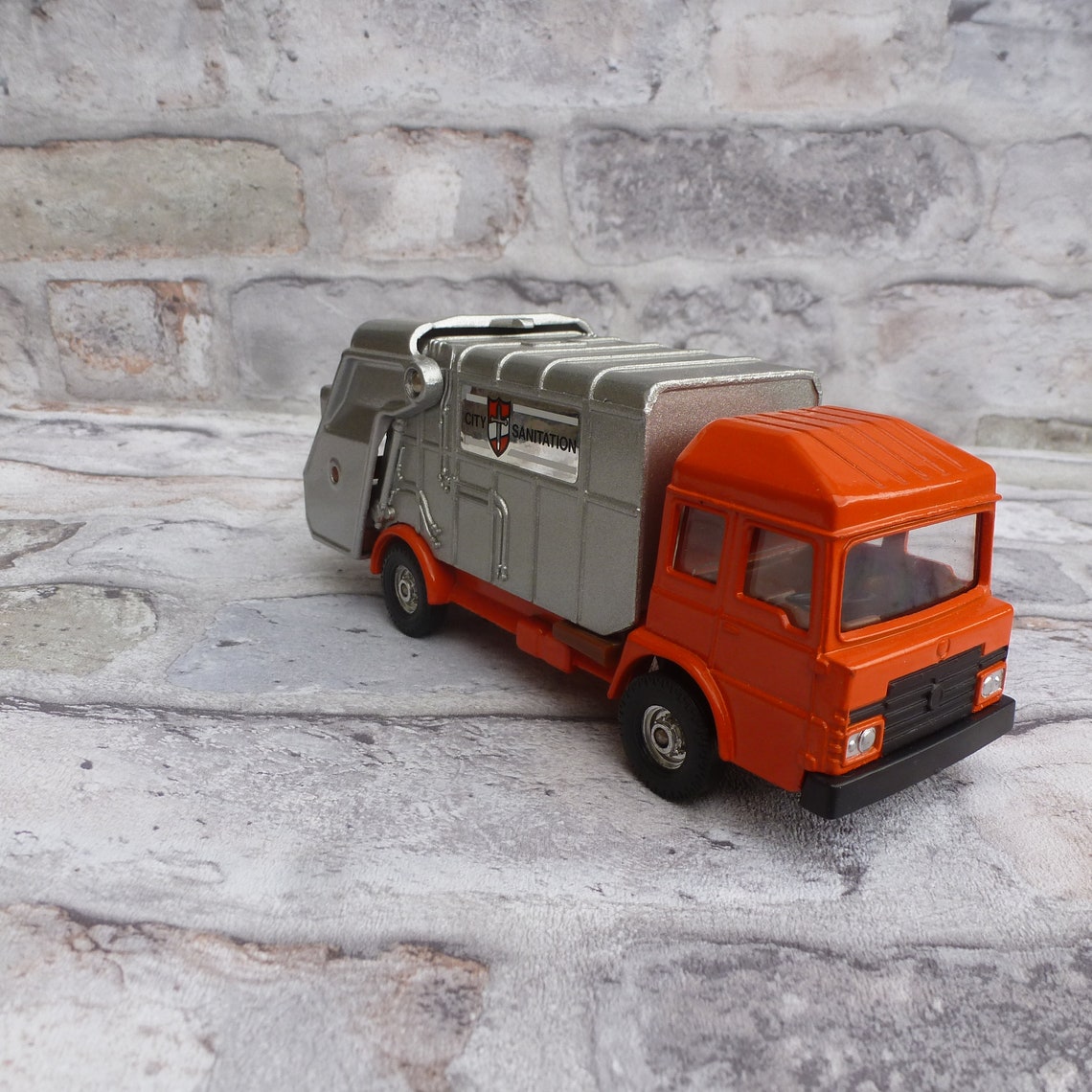 Vintage 1979 bin wagon dustbin truck British collectors Etsy