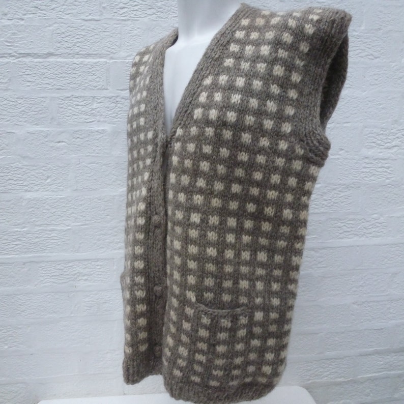 Womens 1980s scandi clothing chunky nordic waistcoat jumper Norwegian vest sweater top sleeveless cardigan traditional winter wool gilet.