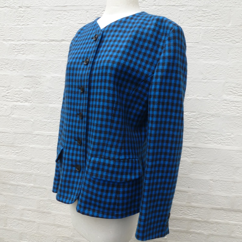 vintage wool clothing Blue black check jacket ladies size 12 UK 1980s boxy smart collarless spencer style women/'s blazer.