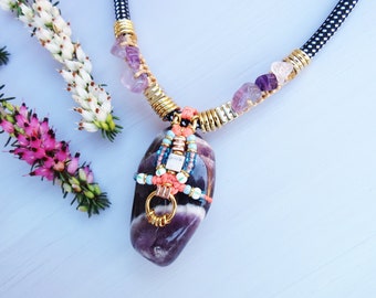 Modern amethyst gemstone necklace, unique statement stone pendant ethnic chic necklace, colorful and original piece // LANA