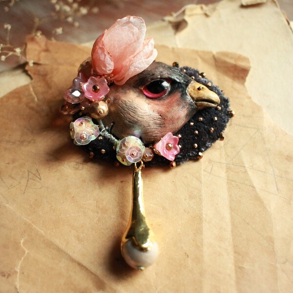 OOAK Broche de poupée oiseau Épingle artistique mixte