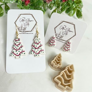 Christmas Tree Cake Clay Cutter - Sharp Polymer Clay Earring Cutter - 0.4mm Blade - 3d Printed - Holiday - Winter - Fondant Cutter