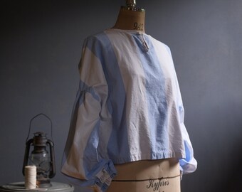 Vintage fabric balloon sleeve blouse