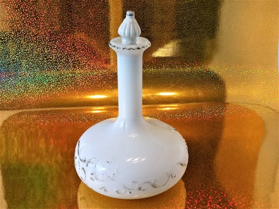 Large ornate milk glass barber cologne bottle vin… - image 3