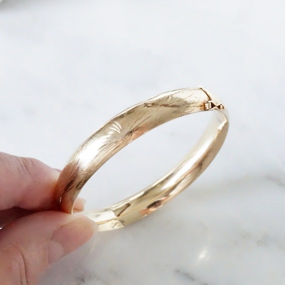 14k Gold Bangle Bracelet, 9 mm Wide Gold Bangle, … - image 5