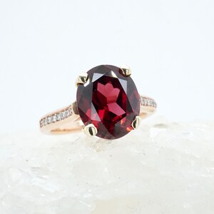 Oval Garnet Diamond Ring: 14K Rose Gold Band, January Birthstone