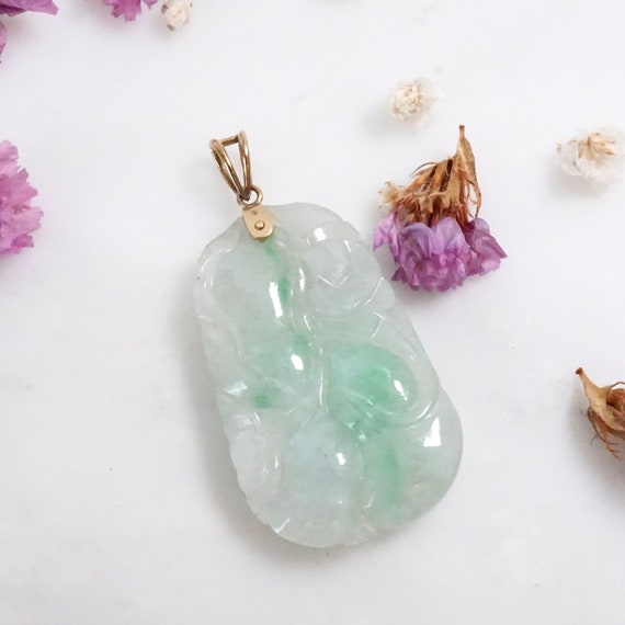 Jade Peach Pendant Chinese Jadeite Fruit Pendant 14k Gold Carved