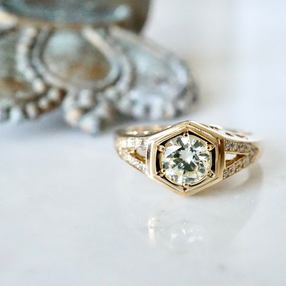 What's old is new again: Saying 'yes' to handcrafted antique- and vintage-style  engagement rings - Jewellery Business