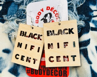 BLACKNIFICENT #2 / Pendientes de madera / Pendientes de niña negra / Colgantes / Pendientes de cabello natural / Pendientes de declaración