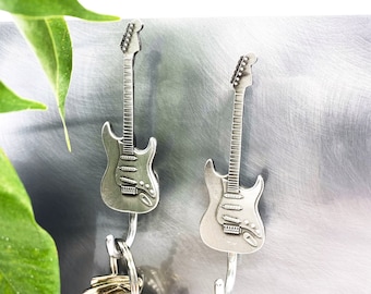 Electric guitar- Key Holder - Magnetic Key Hook - Magnetic Hanging Hook - Pewter Canada Souvenir - Entry Key Station - Leash Jewels Mitts