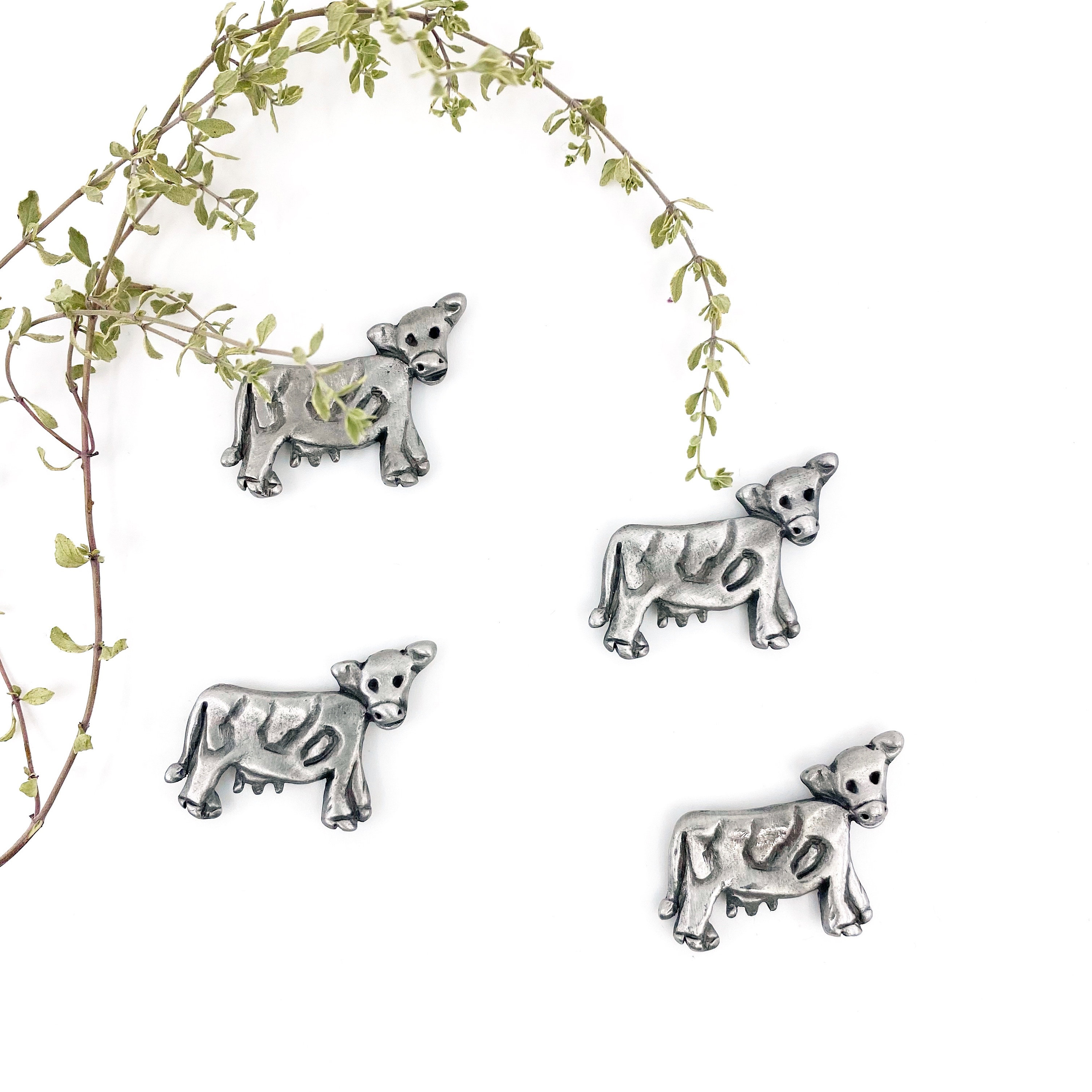 Cow Magnet – Handmade Pewter Farm Animal Magnet, Strong Fridge or Locker Magnet, Rustic Country Kitchen Décor, Gift for Cow Lovers