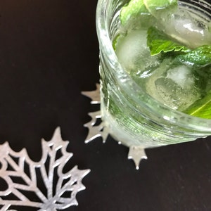 Maple leaf, Drink Coasters, Cool Coasters, Table Coasters, Modern Coasters, Metal Coasters, gift for her, gift for mom