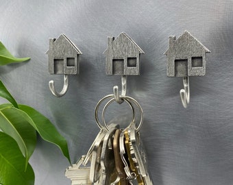 Magnetic House Key Holder - Magnetic Key Hook - Magnetic Hanging Hook - Pewter Canada Souvenir - Entry Key Station - Leash Jewels Mitts