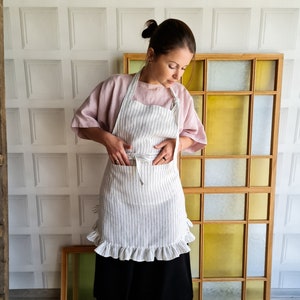 ハンドメイド❣️linenエプロン Linen Apron With Ruffles, Ruffled Linen Kitchen Dress