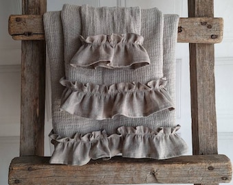 Waffle linen bath towel with ruffles, ruffled sauna towel, stonewashed linen rustic towel with ruffle design, vegan towel